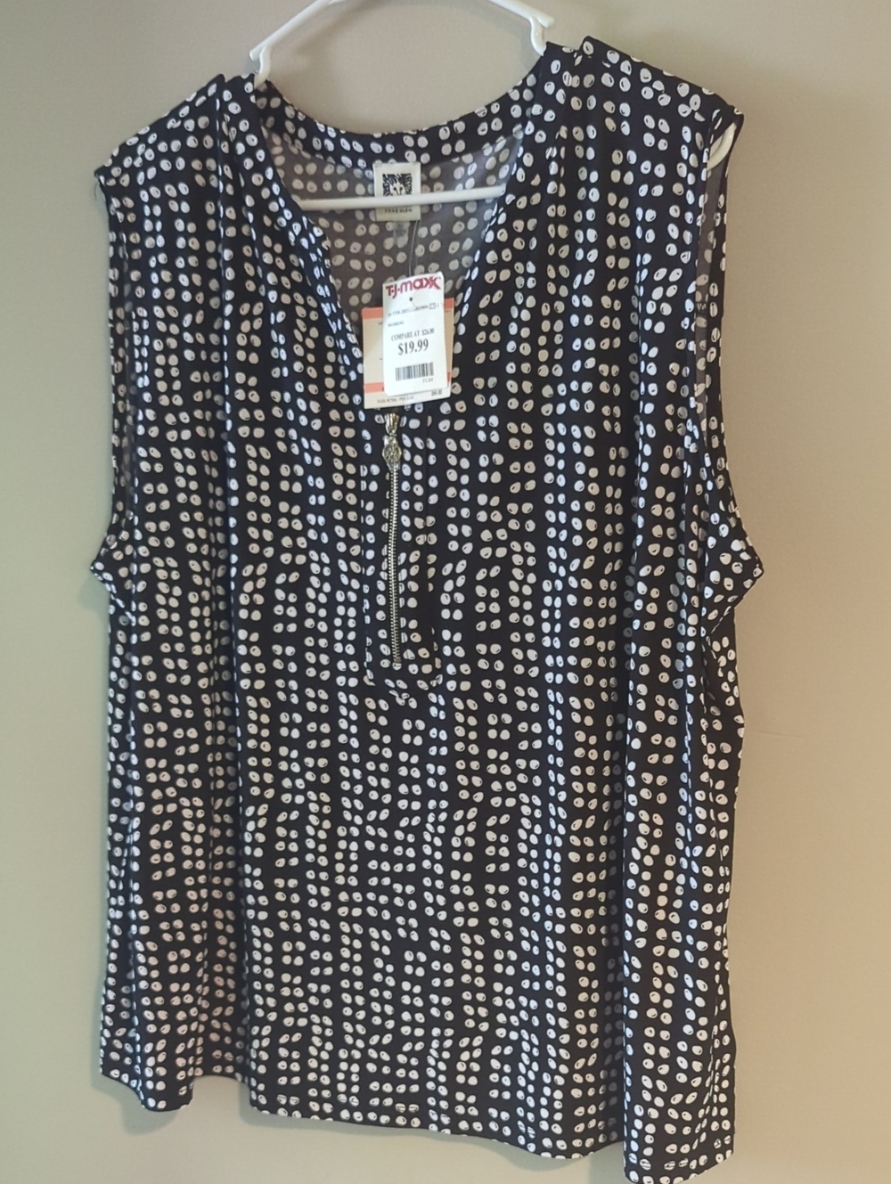 Anne Klein - NWT- Black Sleeveless Dot-Print Blouse with Front Zip